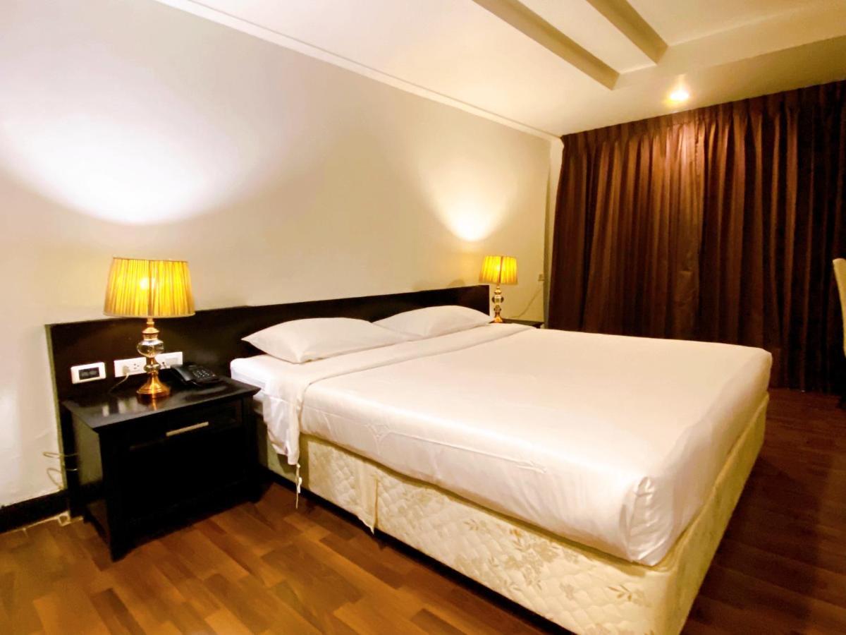 The Heritage Sathorn Suite Hotel Bangkok Buitenkant foto