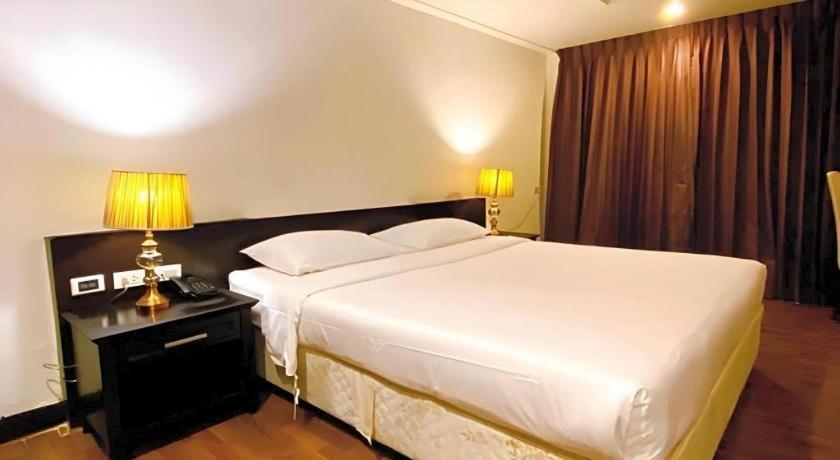 The Heritage Sathorn Suite Hotel Bangkok Buitenkant foto