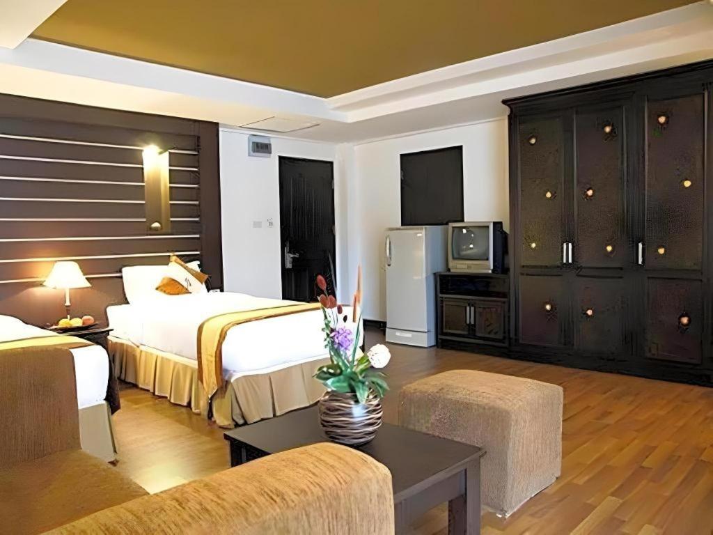 The Heritage Sathorn Suite Hotel Bangkok Buitenkant foto